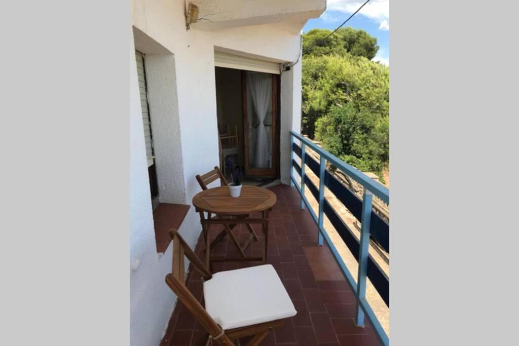 El Faro Apartaments Platja Llarga-Les Salines-Tgn Tarragona Exteriér fotografie