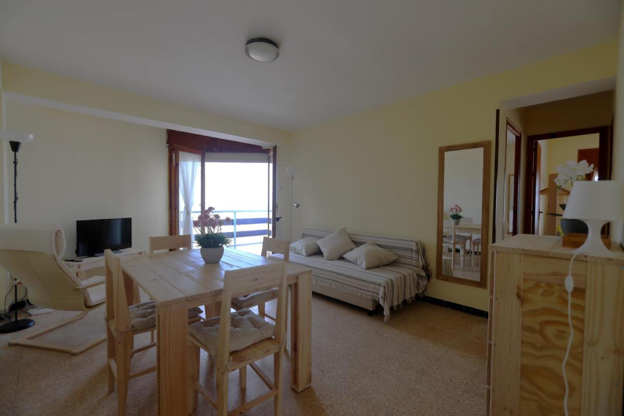 El Faro Apartaments Platja Llarga-Les Salines-Tgn Tarragona Exteriér fotografie