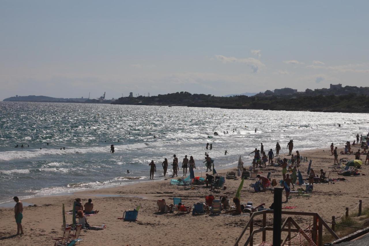 El Faro Apartaments Platja Llarga-Les Salines-Tgn Tarragona Exteriér fotografie