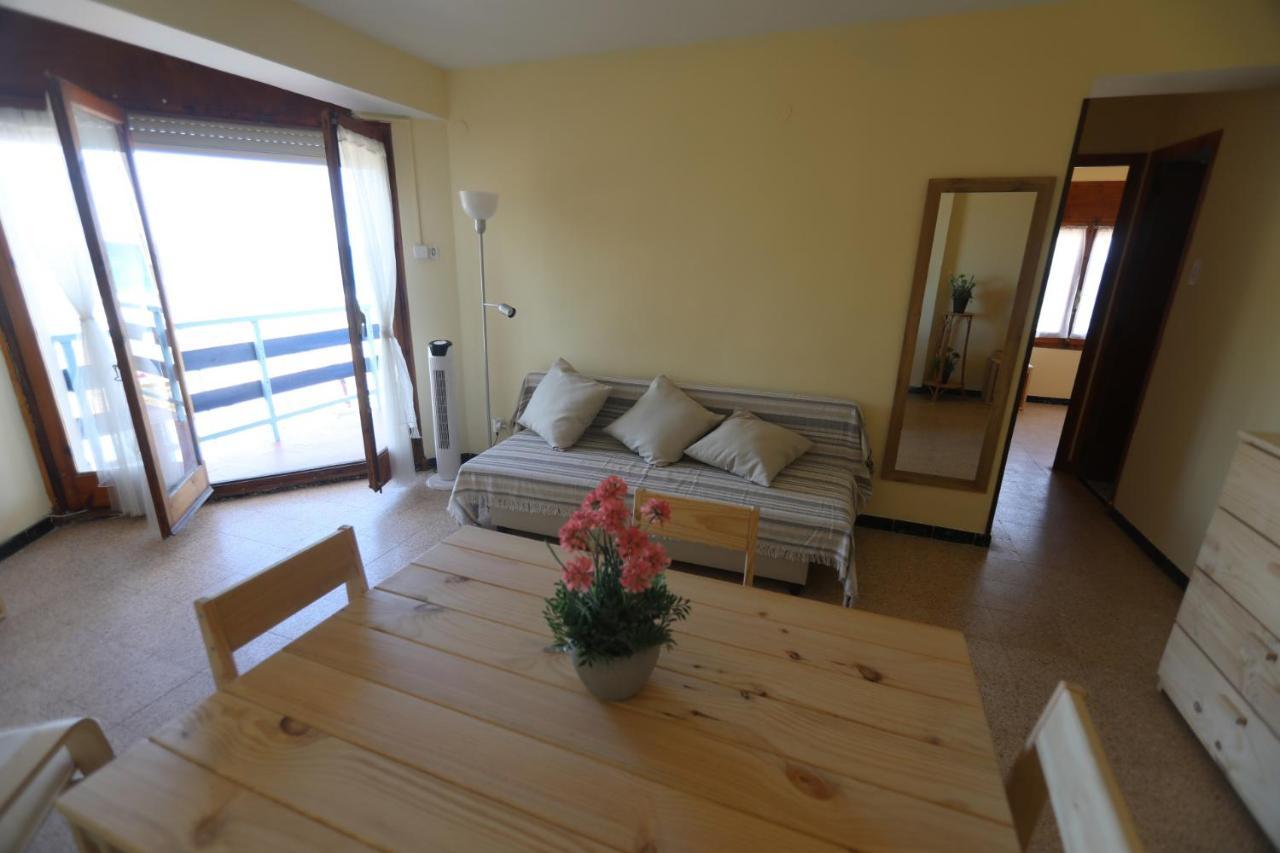 El Faro Apartaments Platja Llarga-Les Salines-Tgn Tarragona Exteriér fotografie